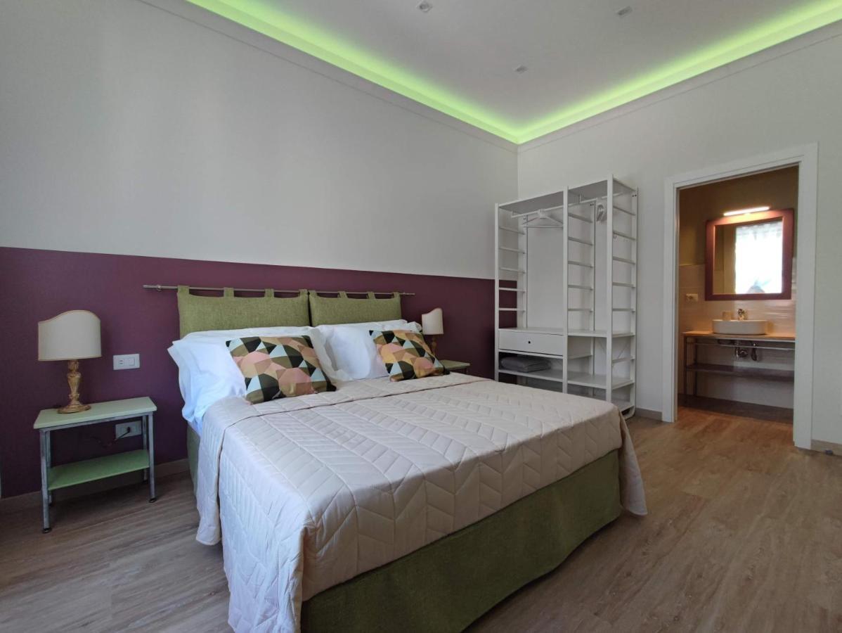 Toledo Apartment Napoli Eksteriør billede